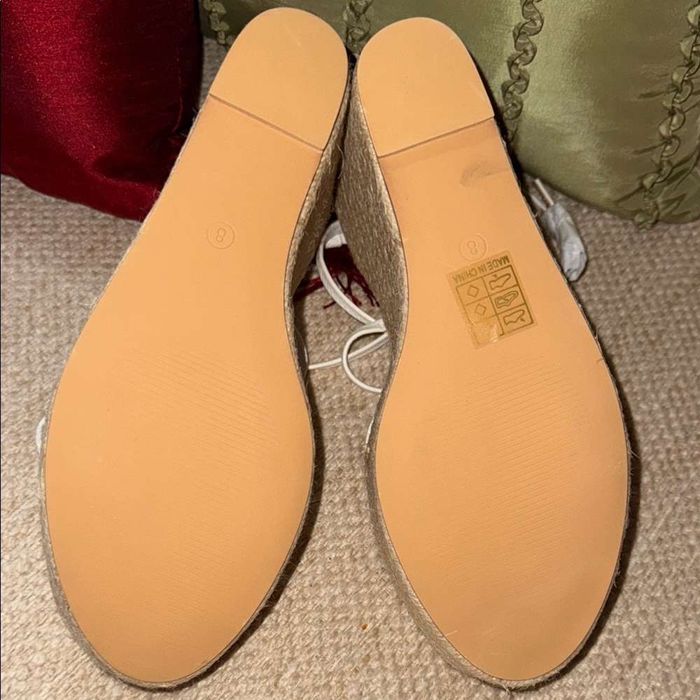 Boohoo White and Tan Espadrille Platform Shoes - Picture 5 of 6